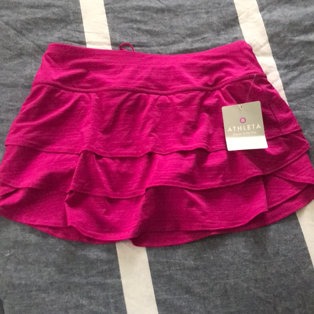 Athleta Size Small Pink Stripe Swagger Skort